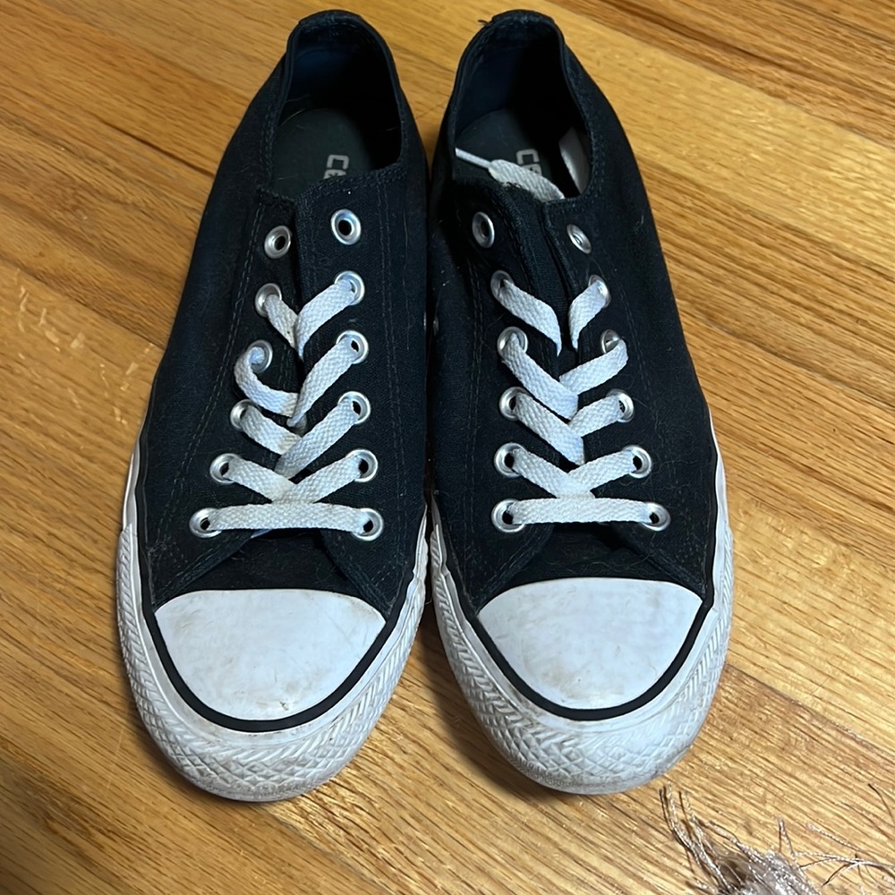 Butterfly wing Converse